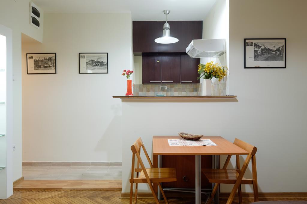 M&M Downtown Apartment Belgrado Habitación foto