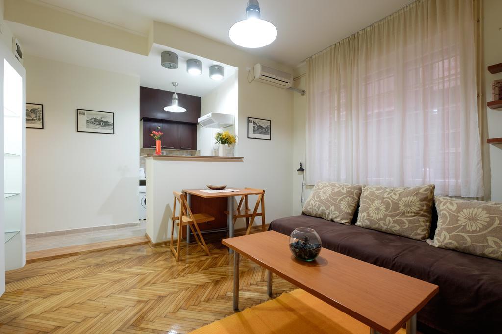 M&M Downtown Apartment Belgrado Habitación foto